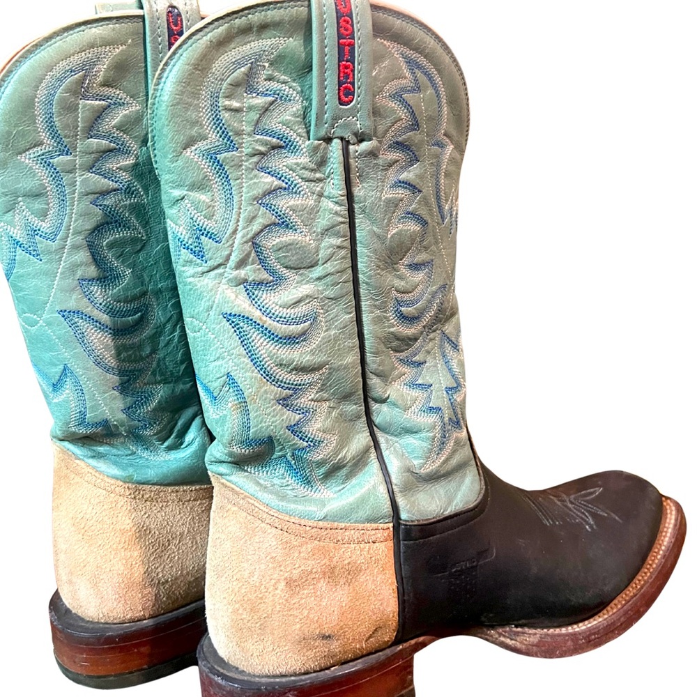 Tony Lama USTRC Cowboy Boots 9.5 classic style, authentic rodeo heritage.